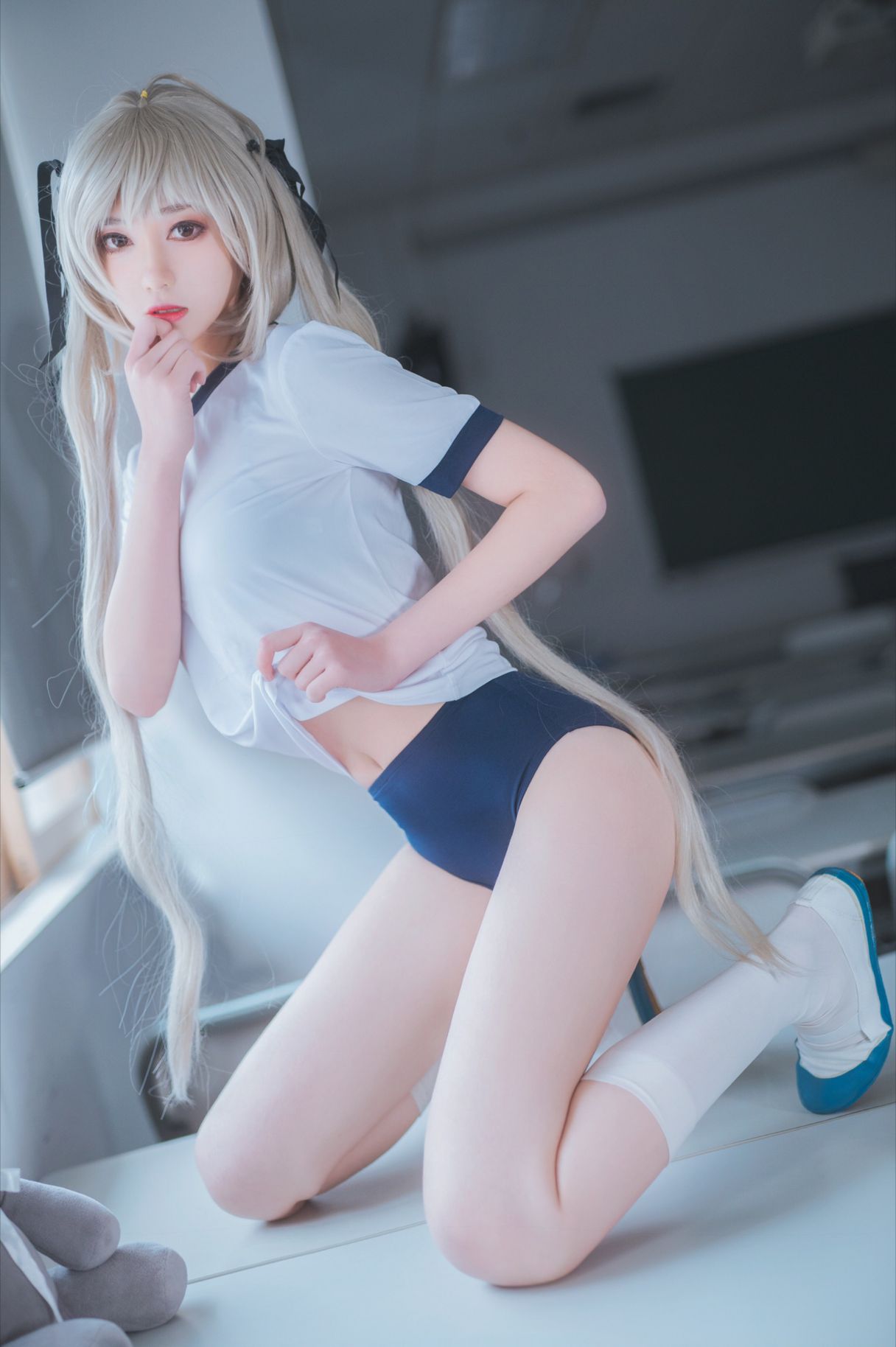 anime-blogger-nantao-momoko-harusono-sora-gymnastics-uniform