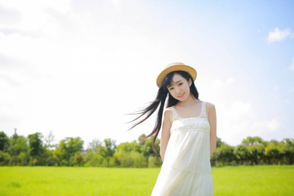 fresh-japanese-style-beauty-rural-style-outdoor-sunny-eye-catching-photo