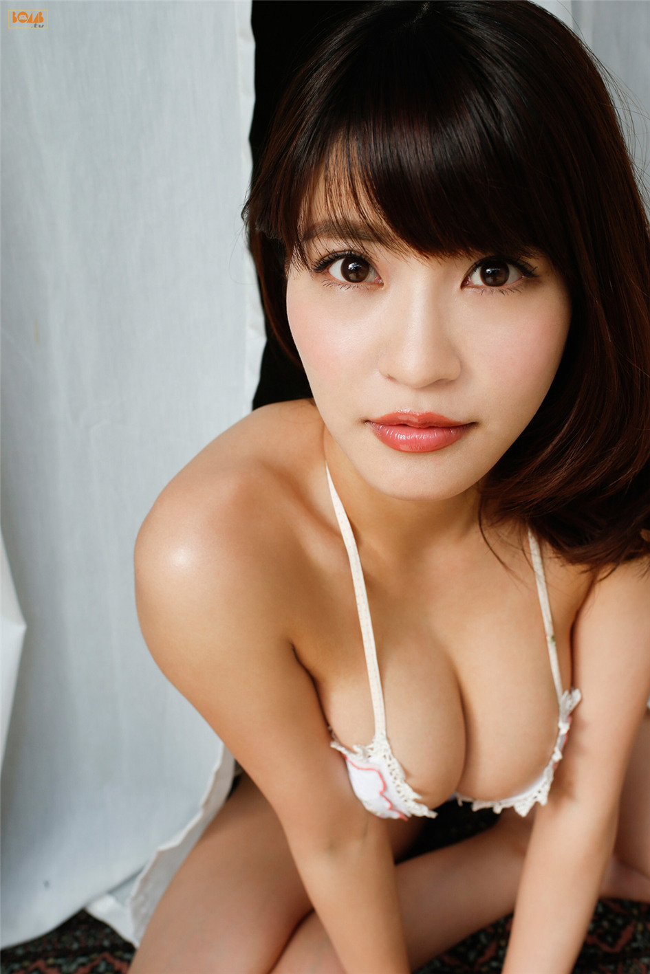 日本女星岸明日香豪乳写真套图 性感妖姬 Mm范 美女写真高清图片免费在线看